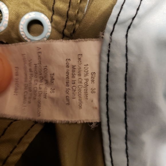 Hurley boardshorts in great condition - Picture 5 of 8